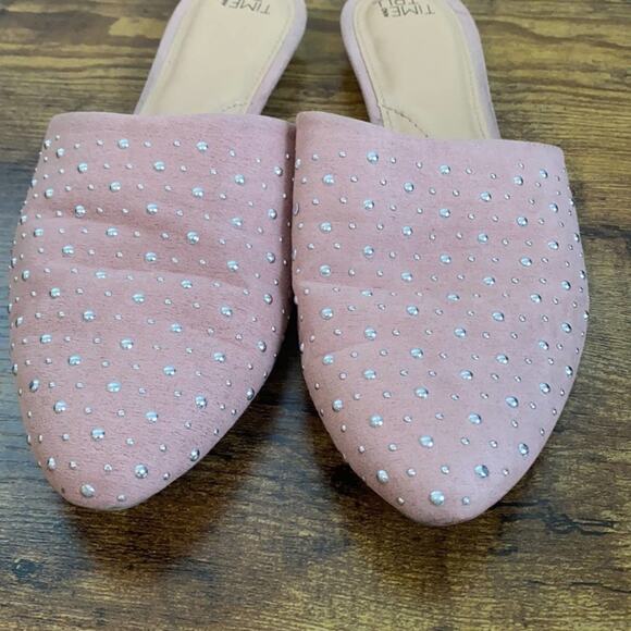 Time & Tru Dusty Pink Studded Rounded Toe Mules - Picture 3 of 11
